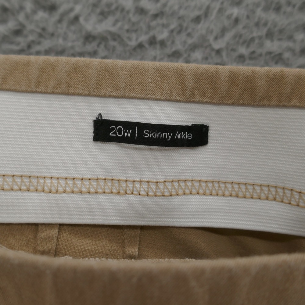 Women's Tan Pants By Talbots - Picture 11 of 13